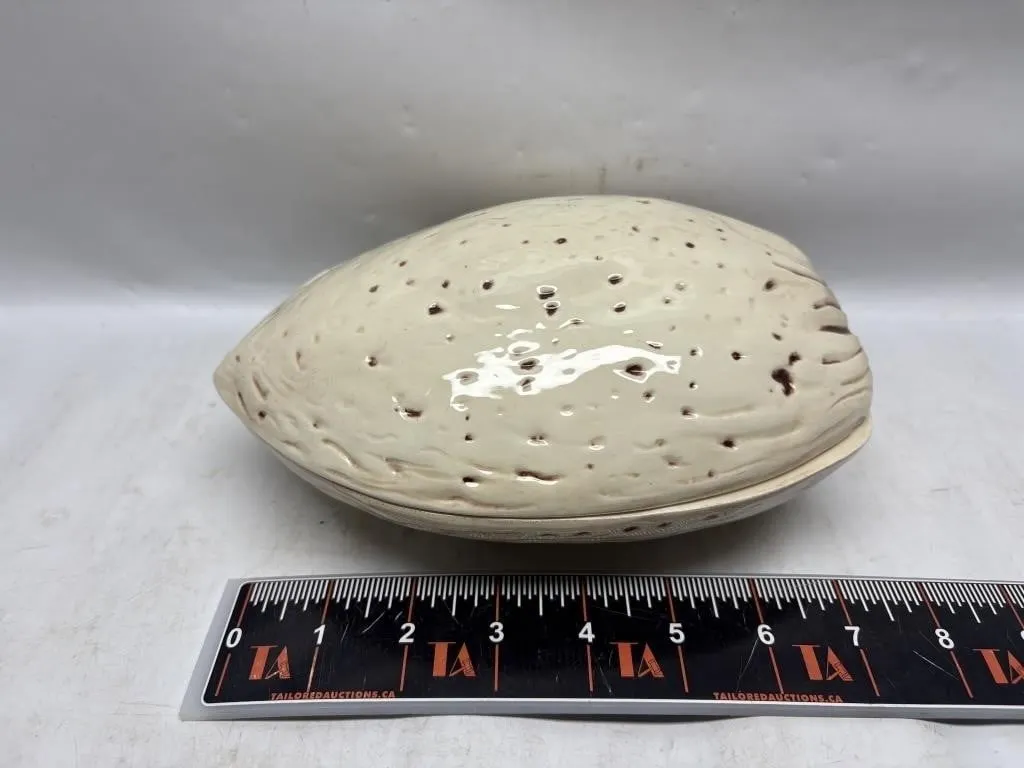 Arnel's 1977 Ceramic Nut-Shaped Covered Dish