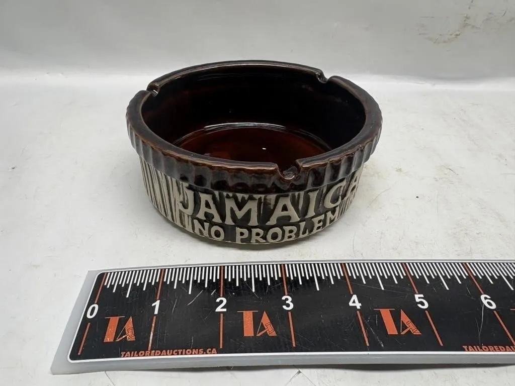 Jamaica "No Problem" Ceramic Ashtray