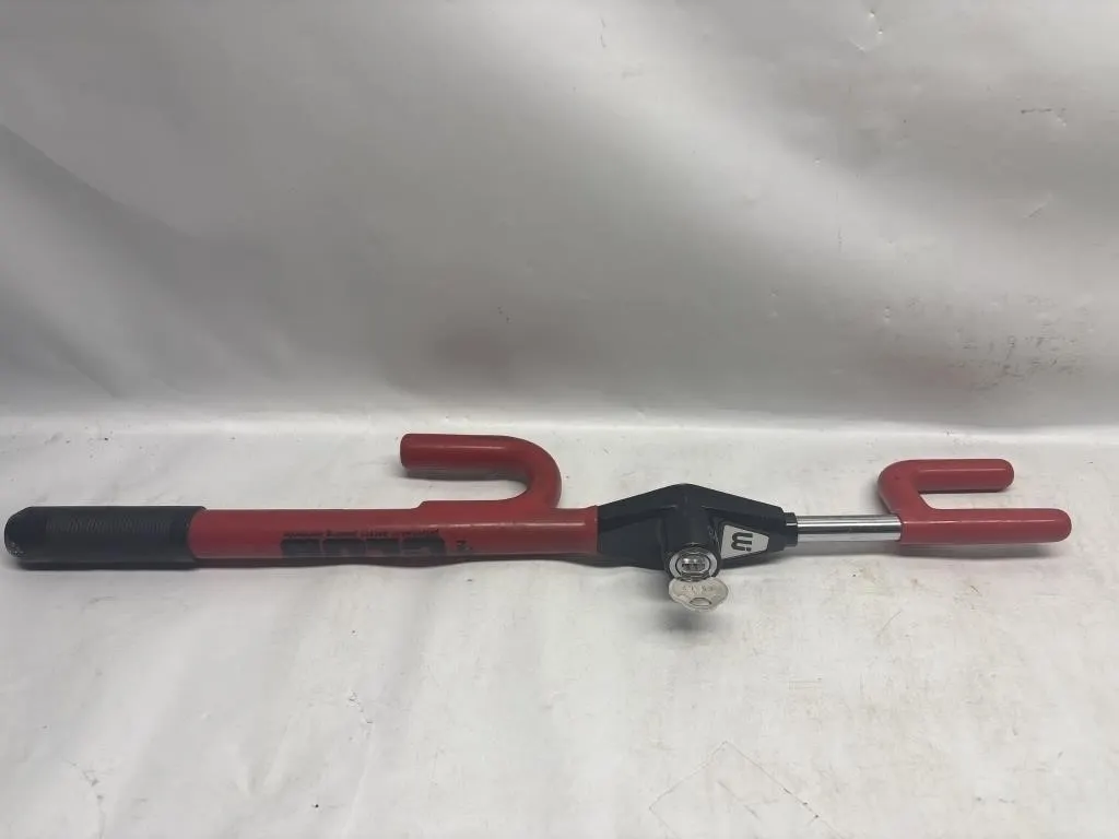 The Club steering wheel lock with key