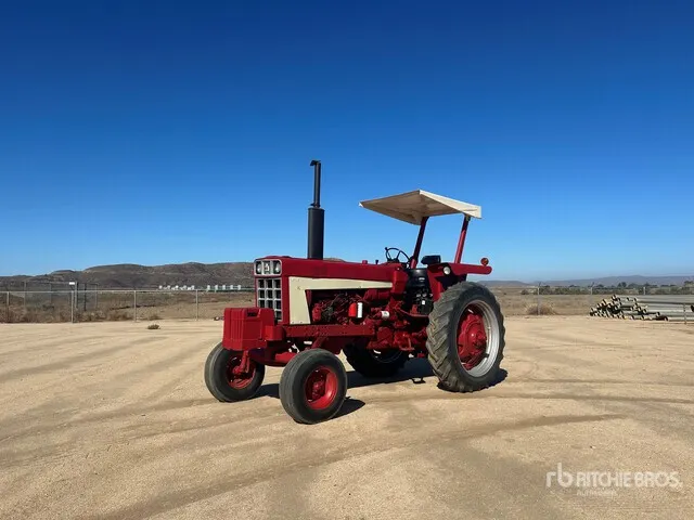 1969 International Harvester I656D 2WD Tractor