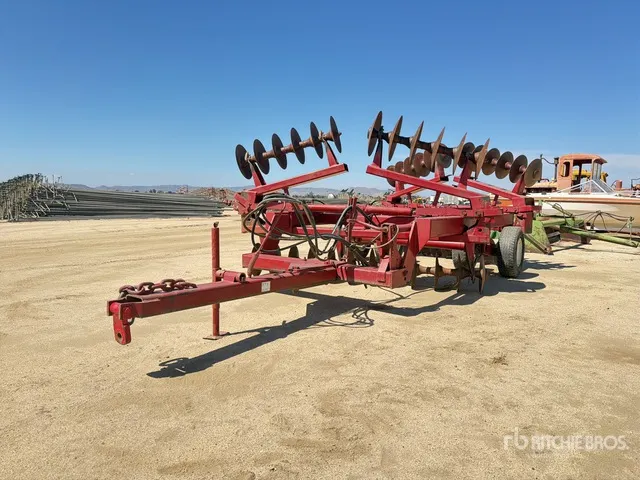 Semi-Mount Offset Disc Harrow