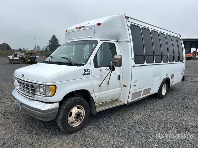 1995 Ford E-350 4x2 14-Seat Transit Bus
