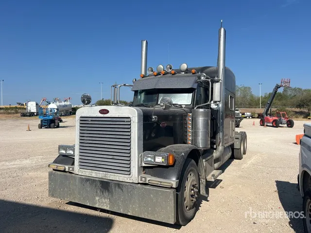 2006 Peterbilt 379 6x4 T/A Sleeper Truck Tractor (Inoperable)