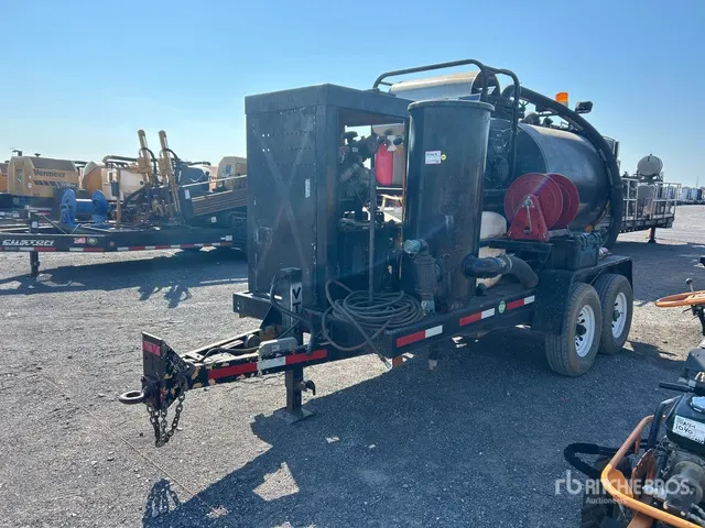 2001 Vermeer Vac-Tron T/A Vacuum Excavation Unit
