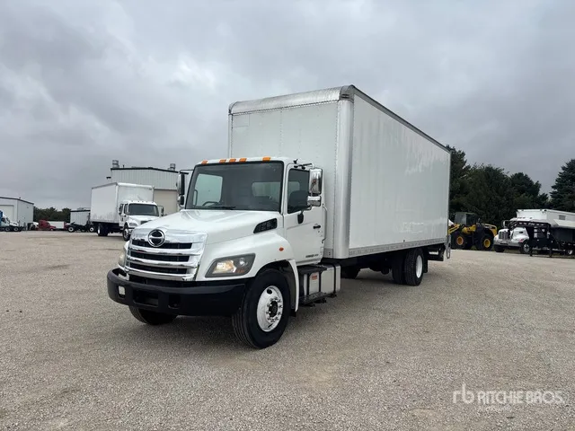 2020 Hino 268 4x2 Van Truck