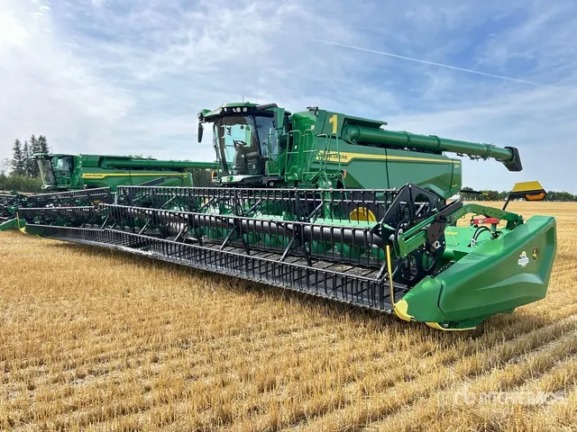 2024 John Deere HD50R 50 ft Rigid Combine Header