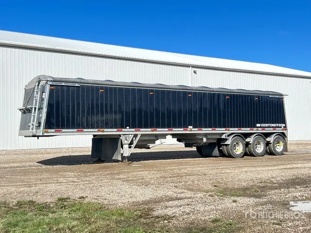 2018 Lode King Distinction 45 ft Tri/A Grain Trailer