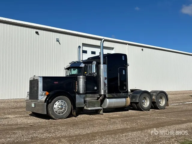 2000 Peterbilt 379 6x4 T/A Sleeper Truck Tractor