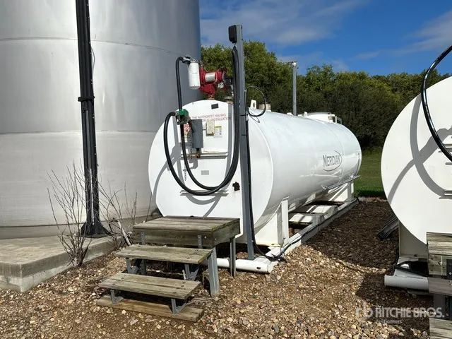 2009 Meridian 10000L 2641 gal Skid Mounted Steel Diesel Fuel Tank