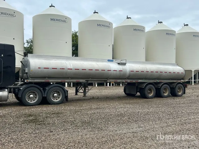 2002 Advance 34000 L Tri/A Tanker Trailer