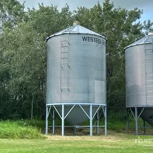 Westeel  Rosco +/- 2000 bu 6 Ring Hopper Grain Bin