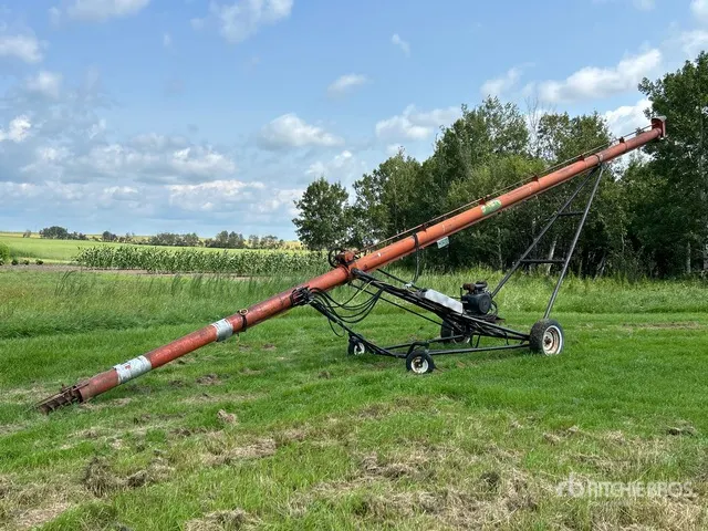 1975 Brandt 845 8 in x 45 ft Grain Auger