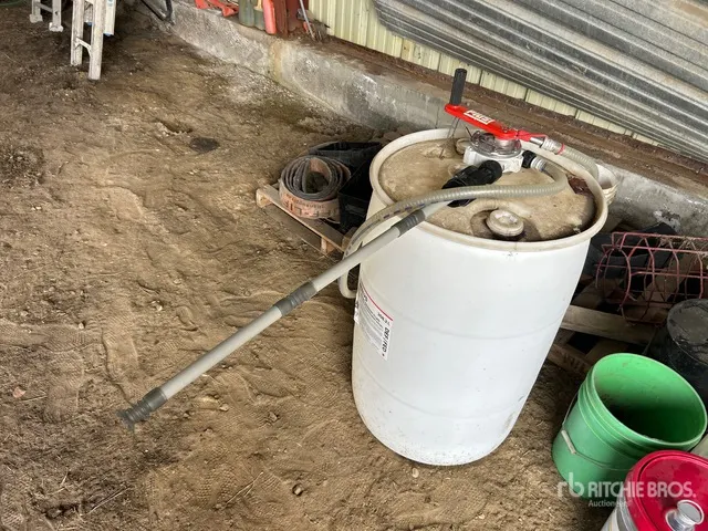 DEF Fluid Hand Pump