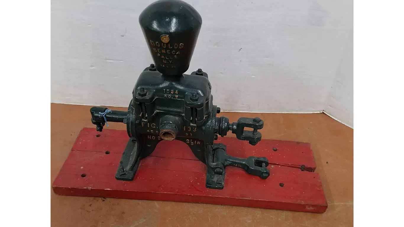 * 1914 Goulds Pressure System Pump, Pickup Only