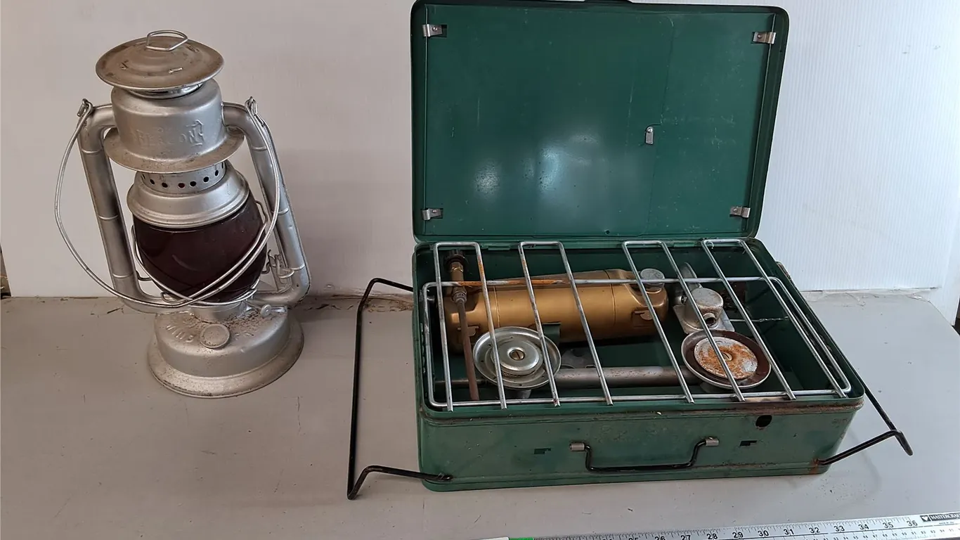 Vintage Eaton's Portable Camp Stove & Beacon Oil Lantern 14"- Can't Ship