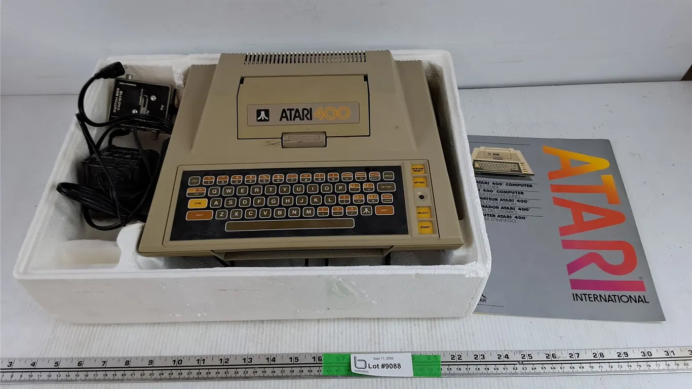 Vintage Atari 400 Computer - As Is