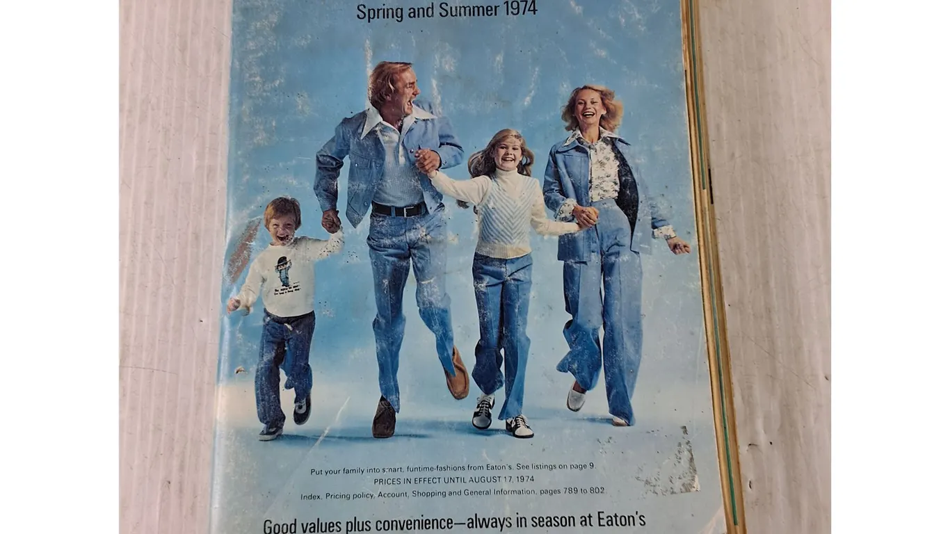 Eaton's Spring and Summer 1974 Shopping Catalogue Book As-Is