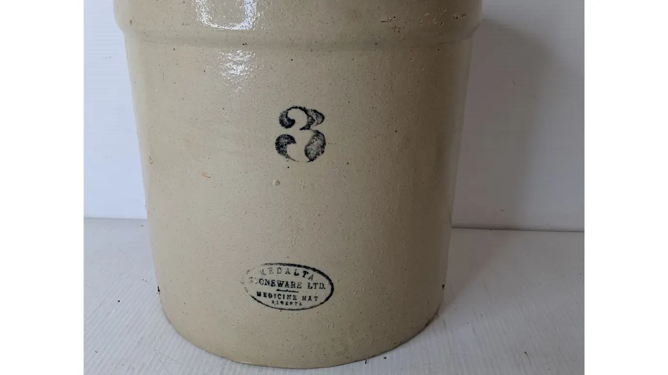 Medalta Stoneware 10.5" Crock