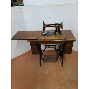 * Antique Singer Sewing Machine, Pickup Only