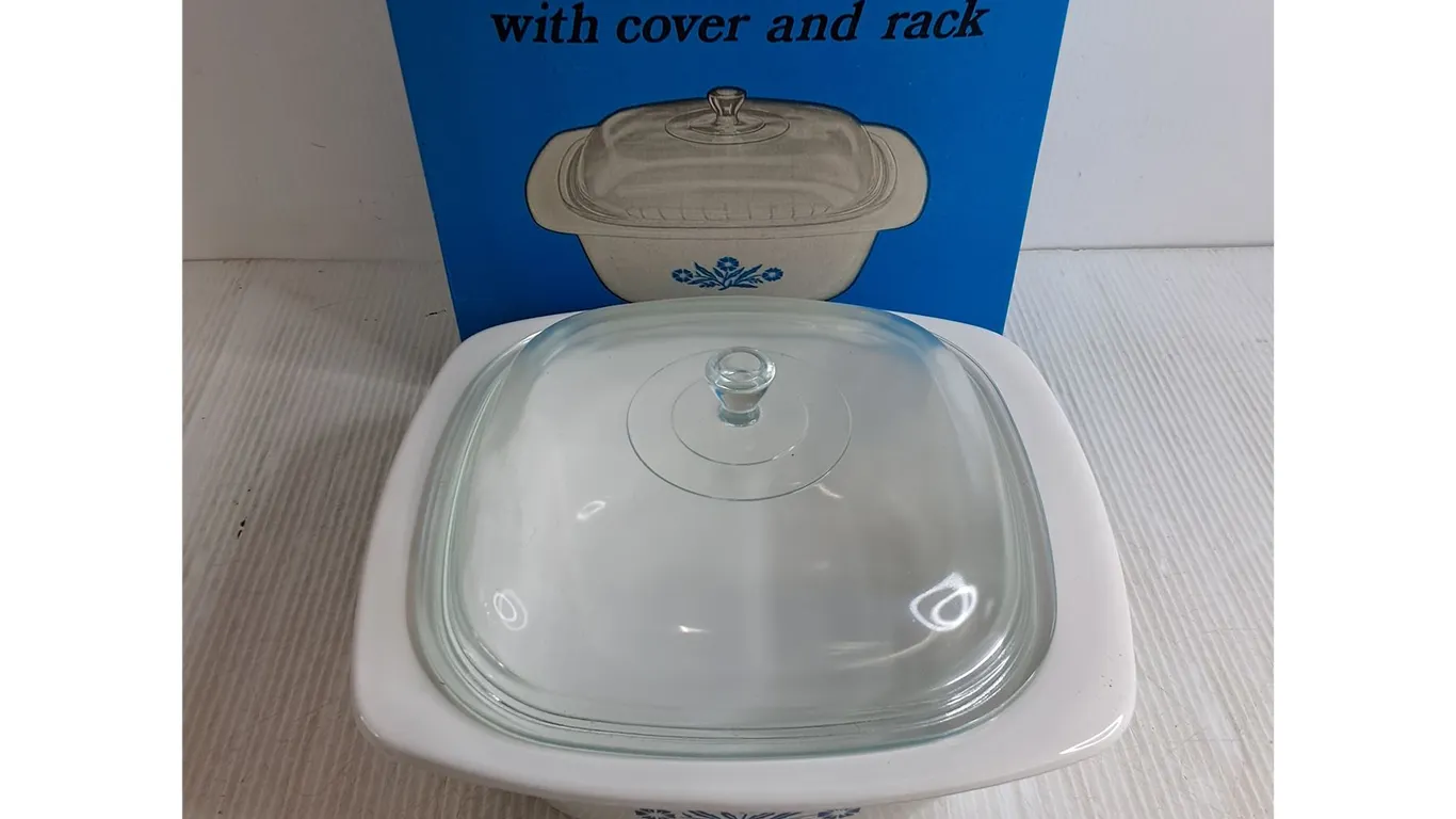 Corningware Dutch Oven