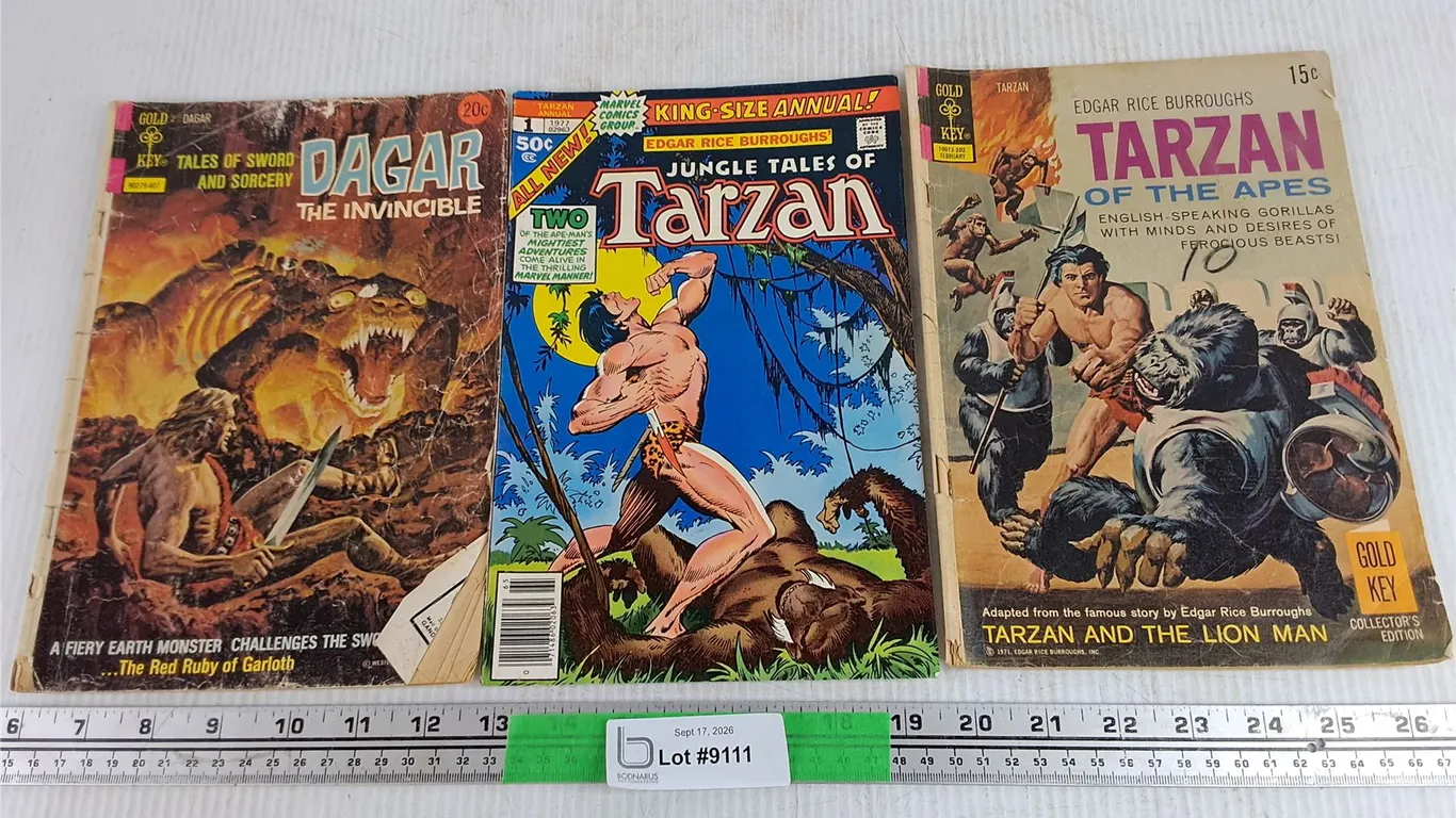 Vintage Comics - Tarzan & Dagar the Invincible