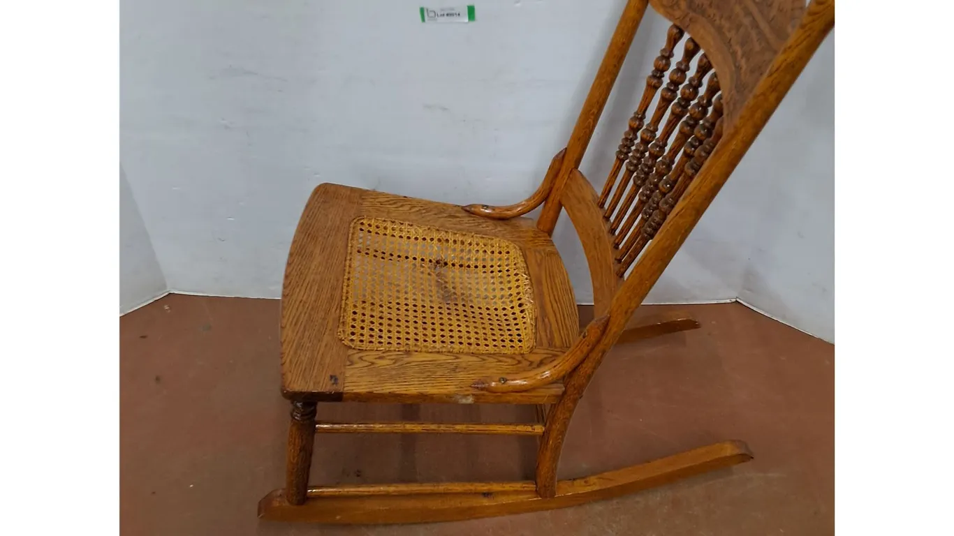 * Antique Wooden Rocking Chair - Cannot Ship