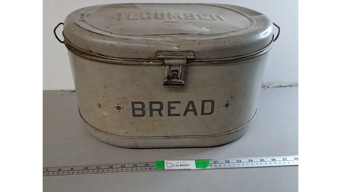 Vintage Metal Bread Box 18.5" x 13" x 10.5"- Can't Ship