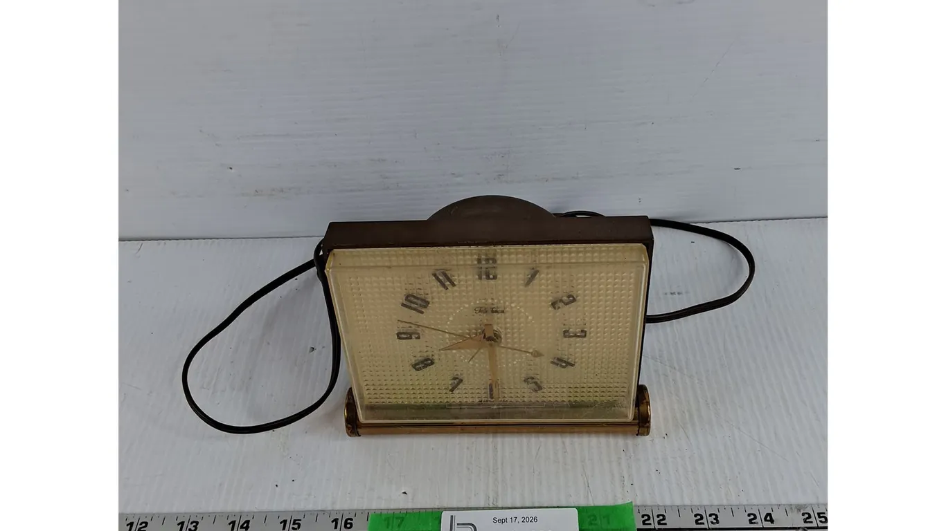 Vintage Electric Desk Clock - Powers On, As Is
