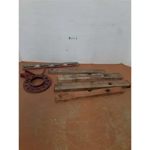 * (5) 24" Levels & Misc Flange