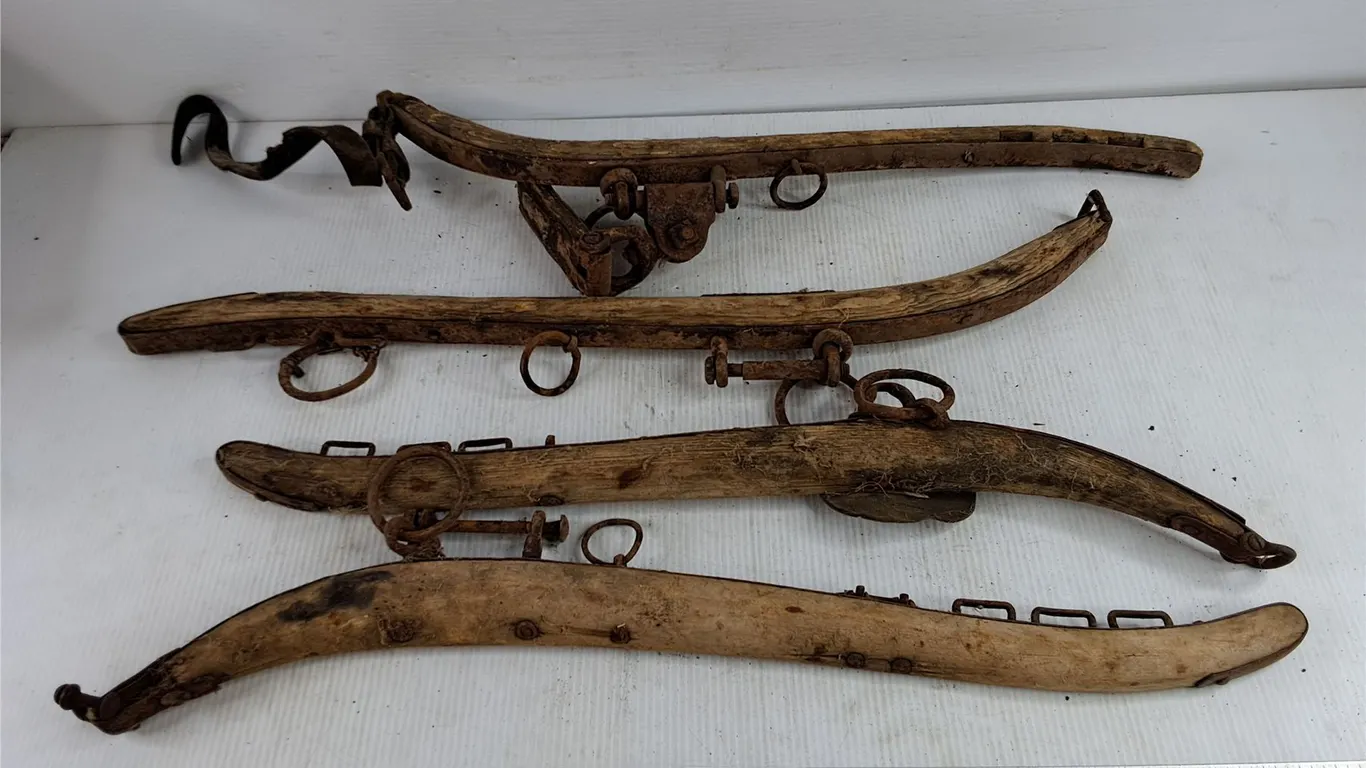 Vintage Wooden Horse Hames
