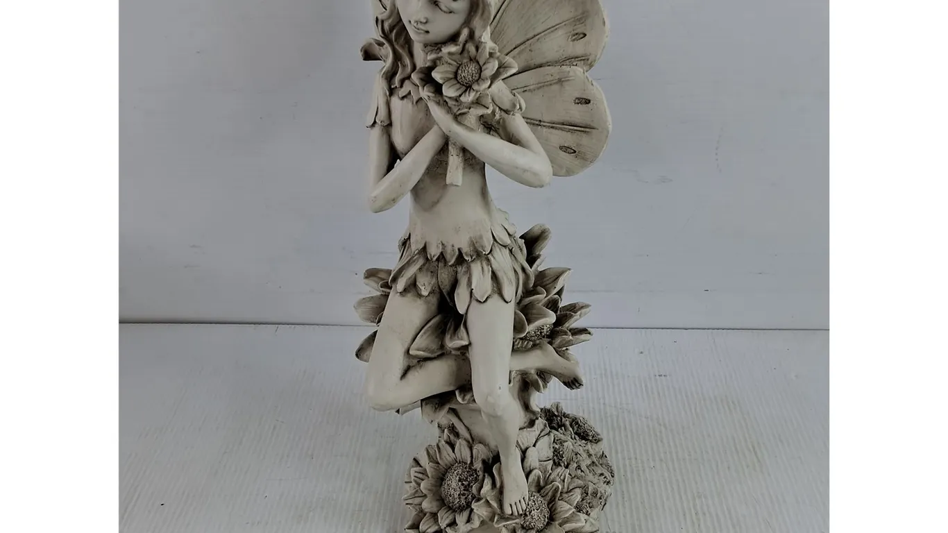 Resin Angel Garden Decor 16"
