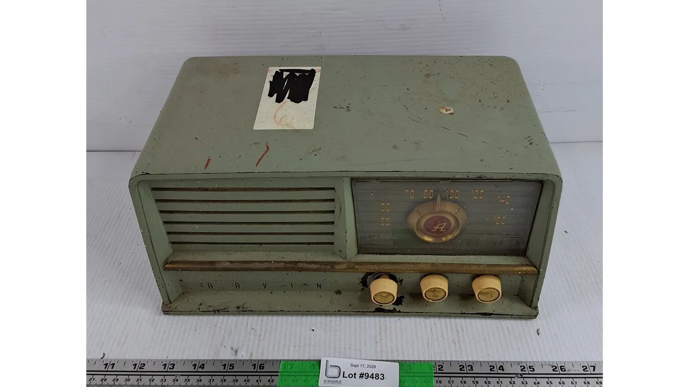 Vintage Arvin Radio - As Is