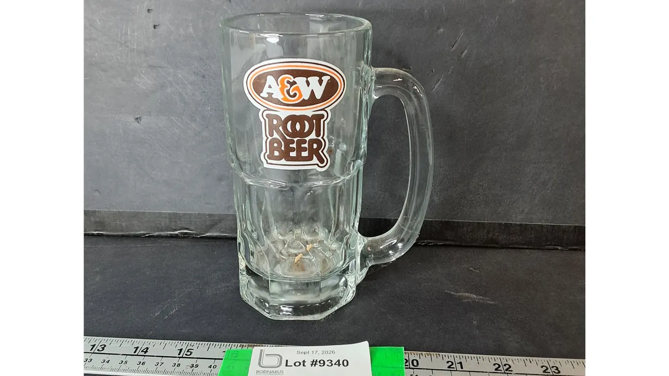 A & W Root Beer Mug 7"