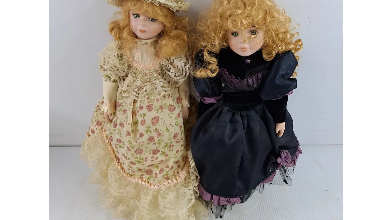 (2) Porcelain Dolls 18"