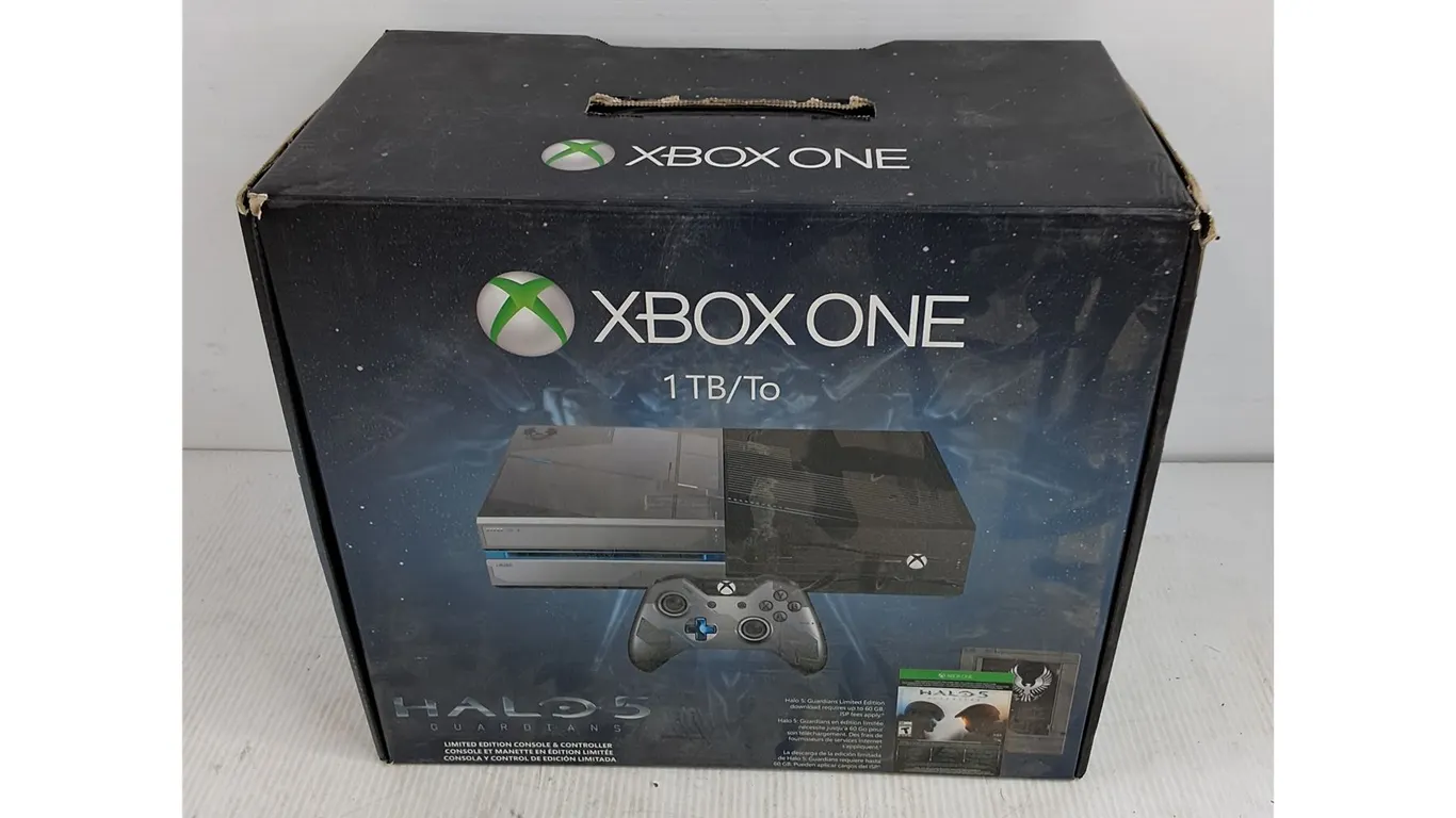 Xbox One Halo 5 Box - Empty