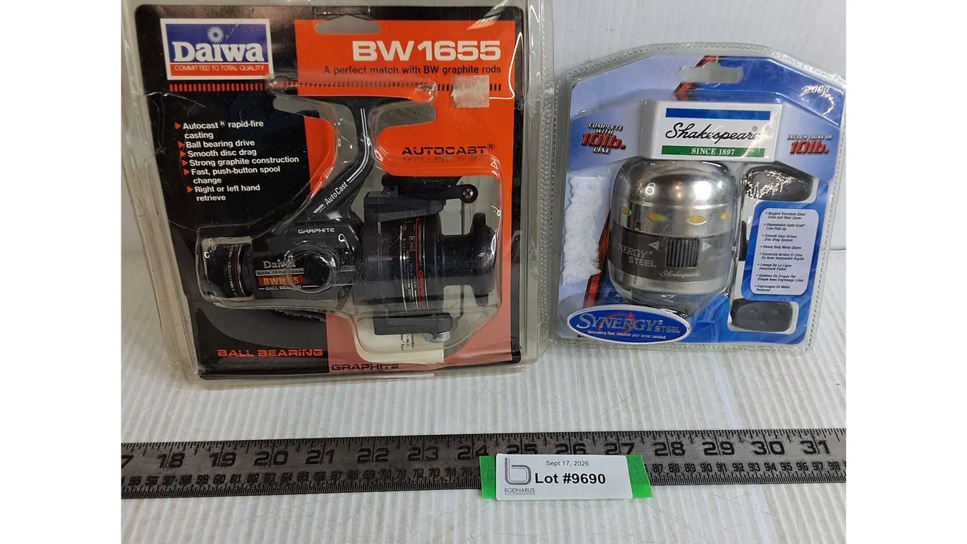 Daiwa Autocast Spinning Reel & Shakespeare Spincaster - New in Box