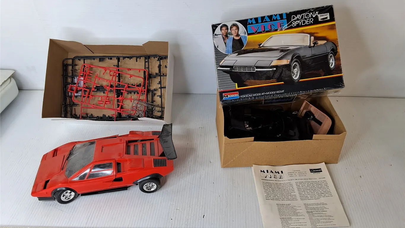 Built Lamborghini Plastic Model Car & Miami Vice Daytona Spyder Car Kit