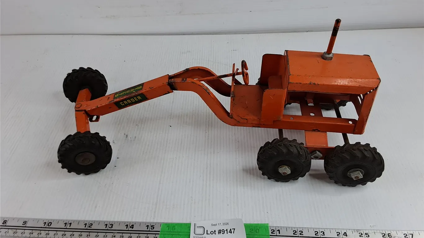 Vintage Pressed Steel Structo Grader