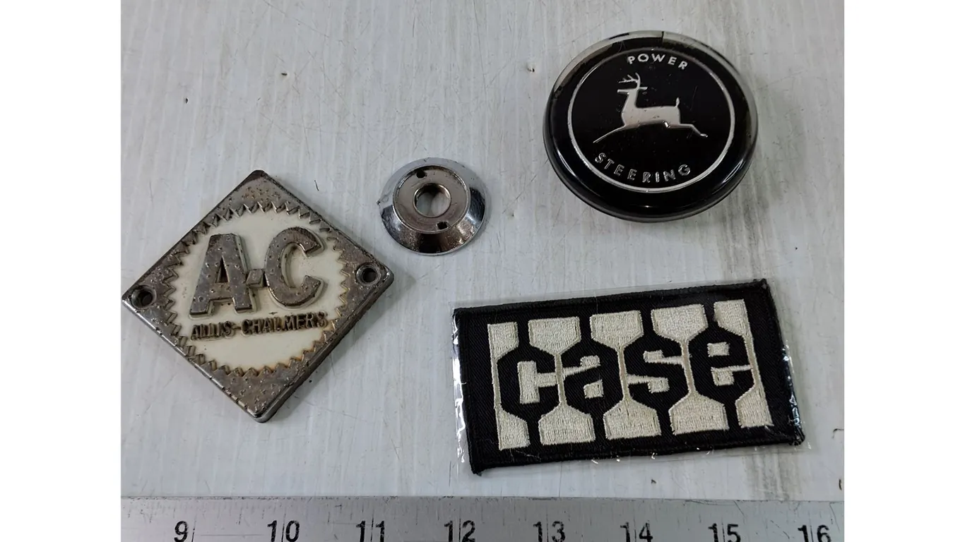 CASE Patch, Allis-Chalmers Plate, Power Steering Knob Cover, Mounting Flange