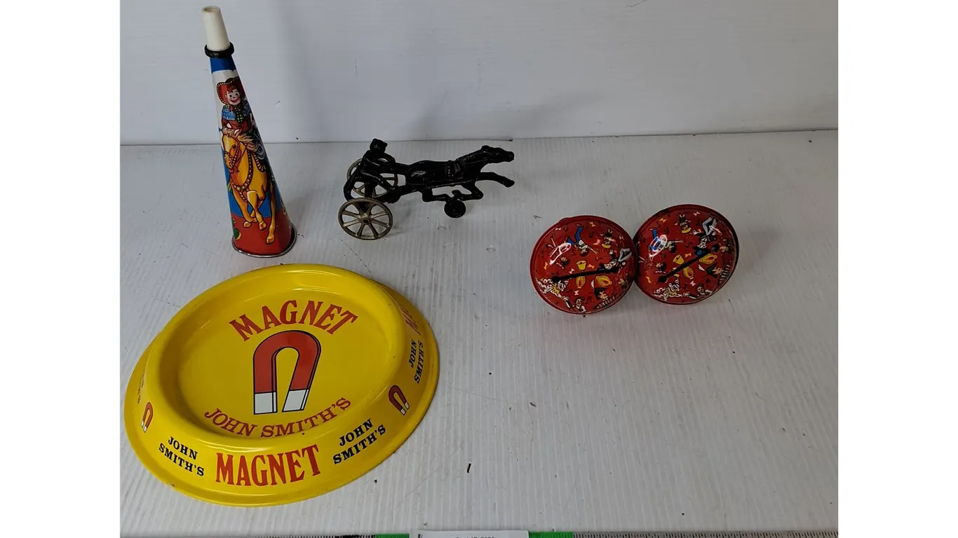 Noisemakers, Magnetic Tray, Model Horse & Carriage