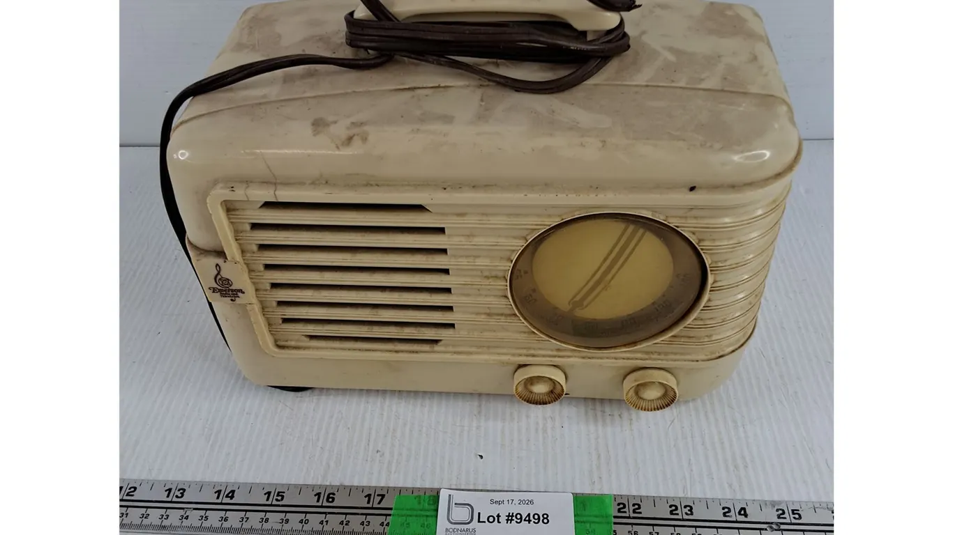 Vintage Emerson Radio - As Is