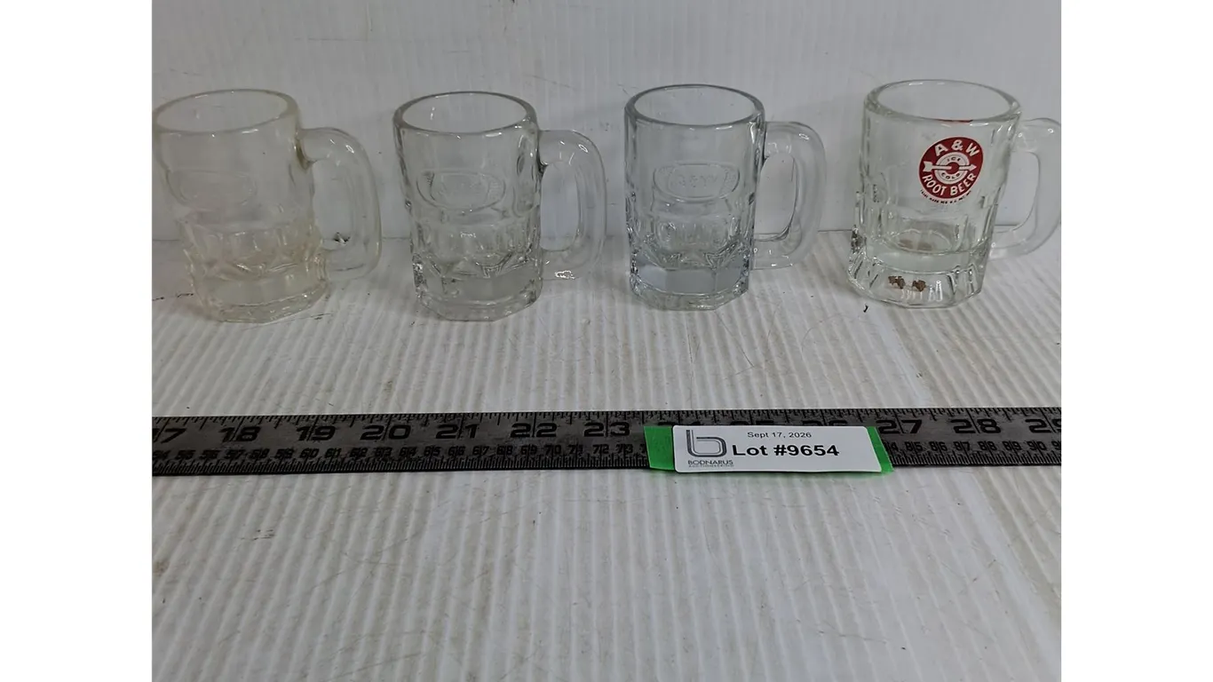 (4) A&W Small Glass Mugs