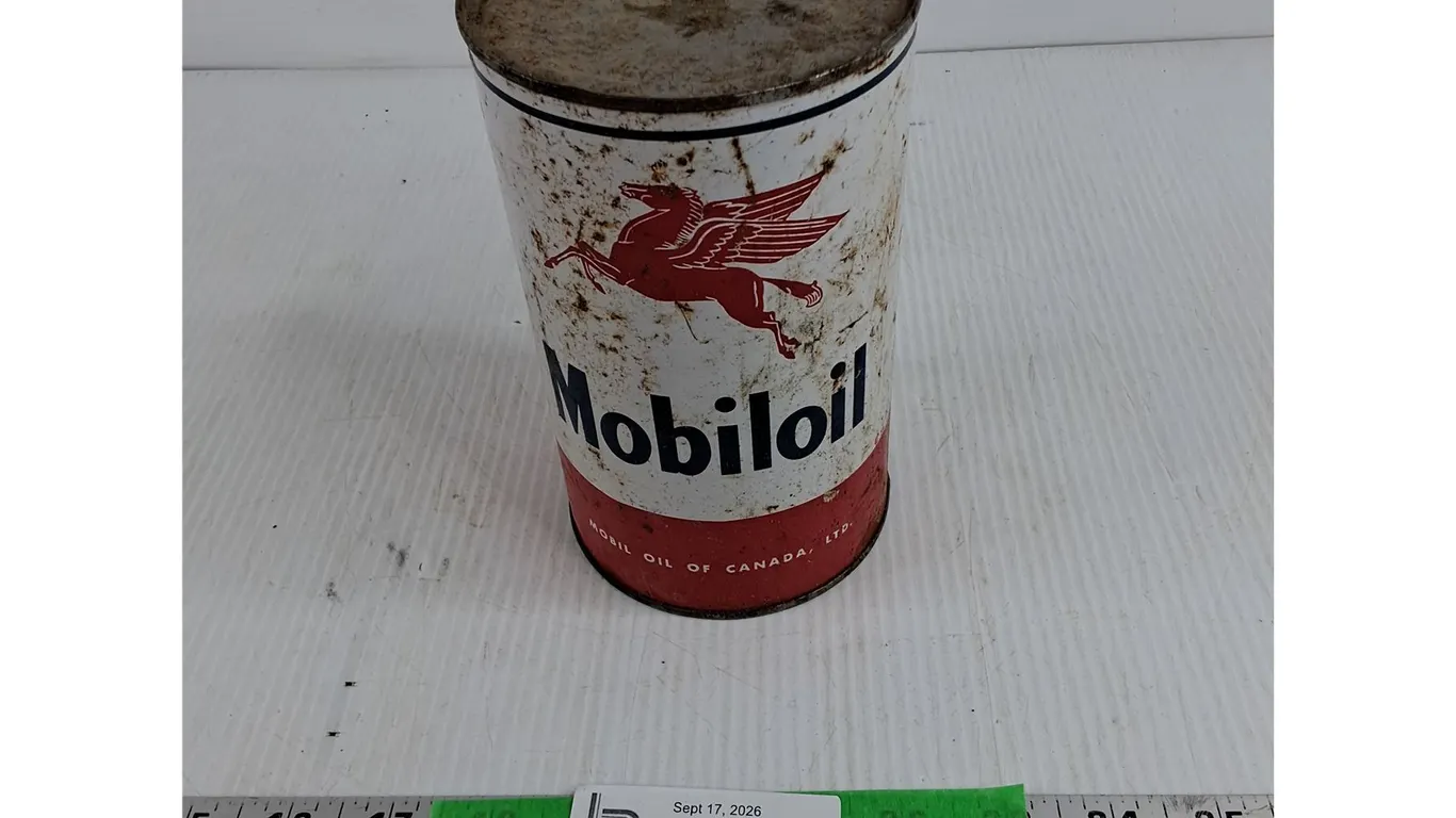 Vintage Mobiloil Sealed Can
