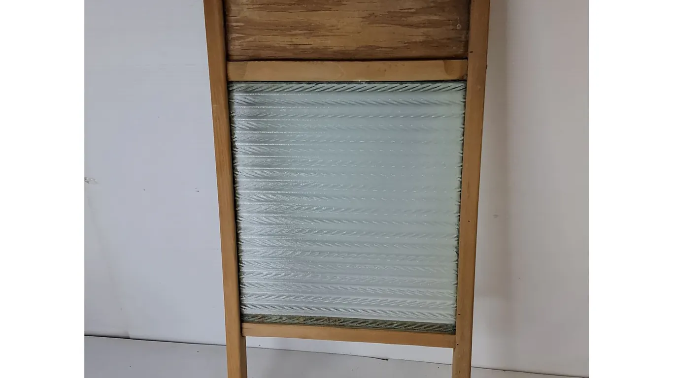 Vintage Wooden Washboard 24"