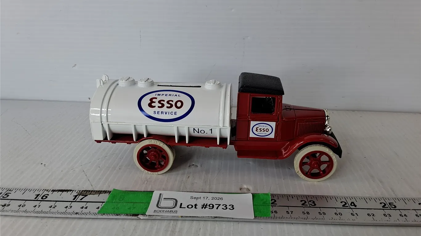Esso 1931 Hawker Tanker Coinbank with Key