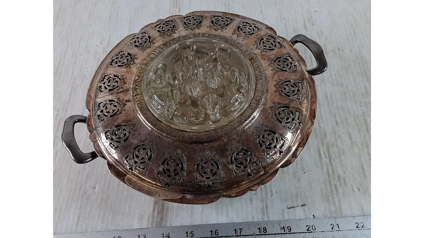 (2) Metal Dishes, Viking Plate & Rogers 1881 with Glass Frog