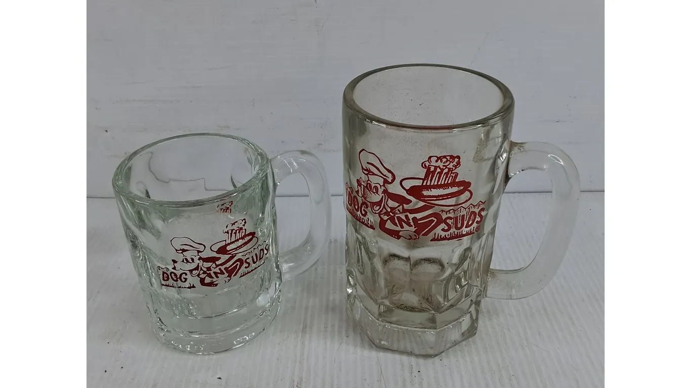Dog N Suds Glass Mugs