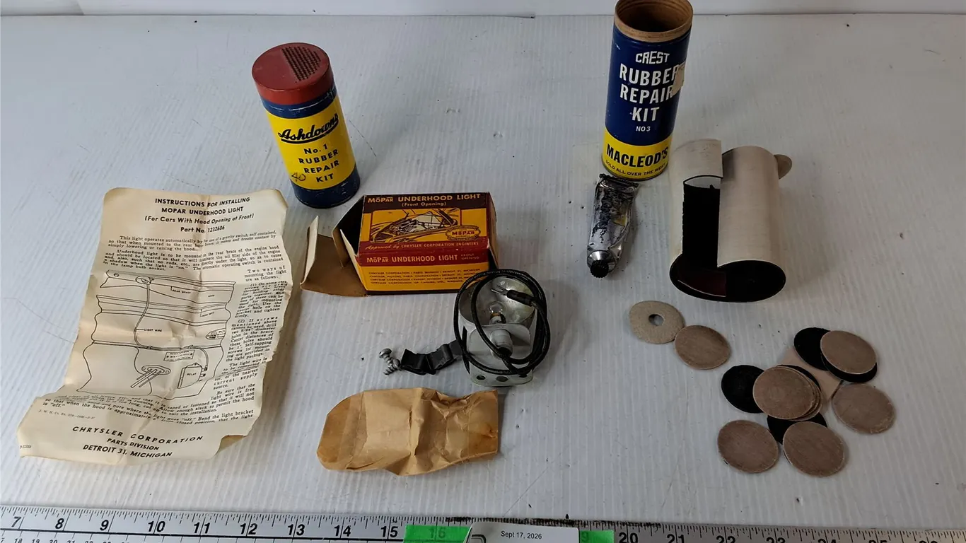 Crest Rubber Repair Kit & Mopar Underhood Light