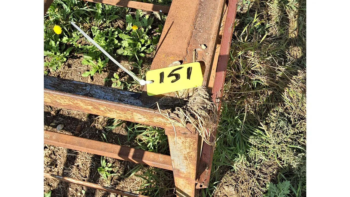 Rack (49x33x32"), Rails (13' x 4") Pencil Auger (8' x 4"), Bin Sweep, 8' Pipe