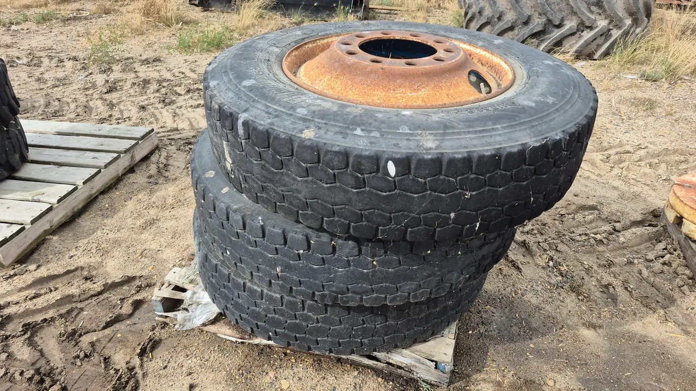 3- 11R24.5 Semi Tires